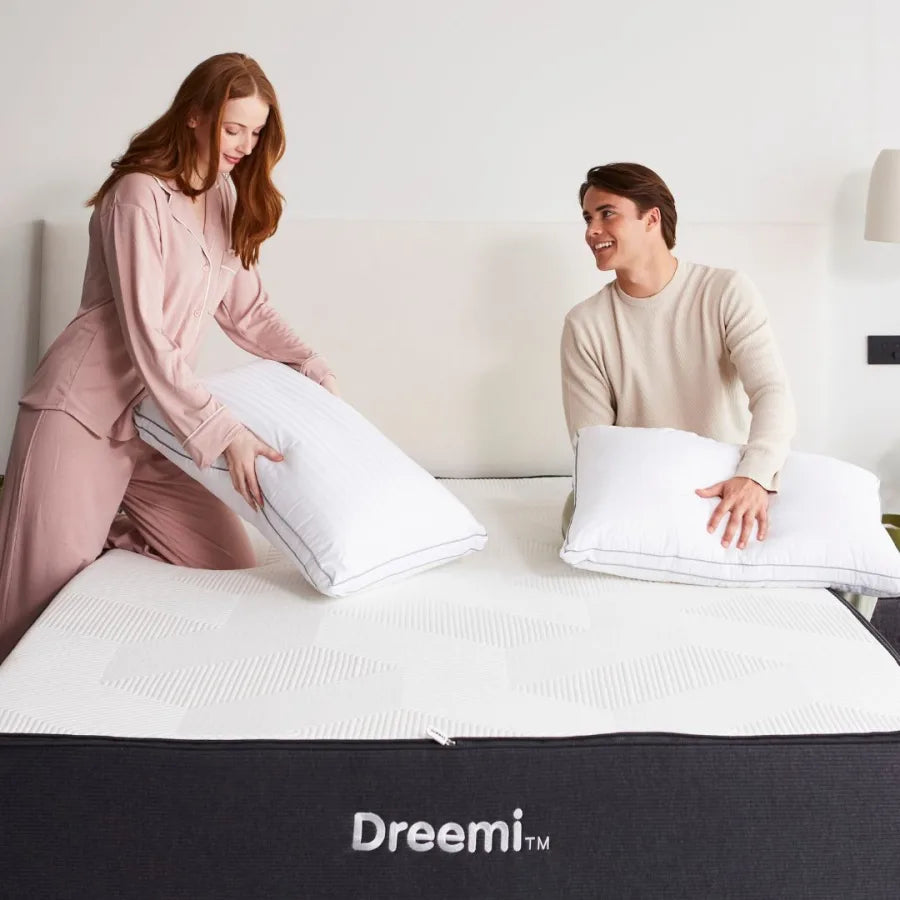 Dreemi Foam Core Gusseted Pillow